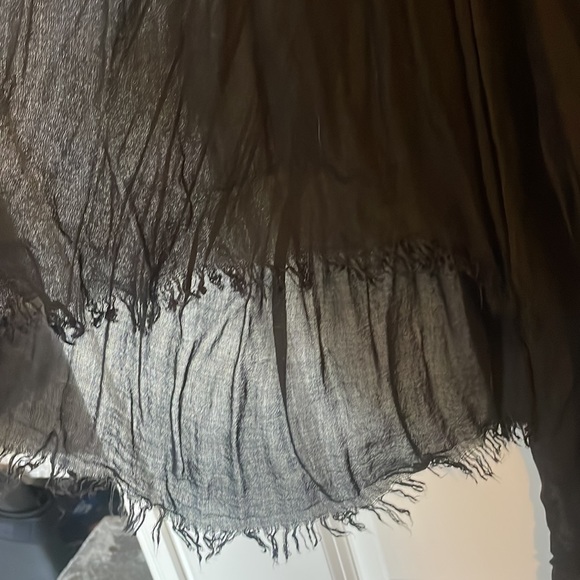 Never worn sheer black shawl - Picture 6 of 6